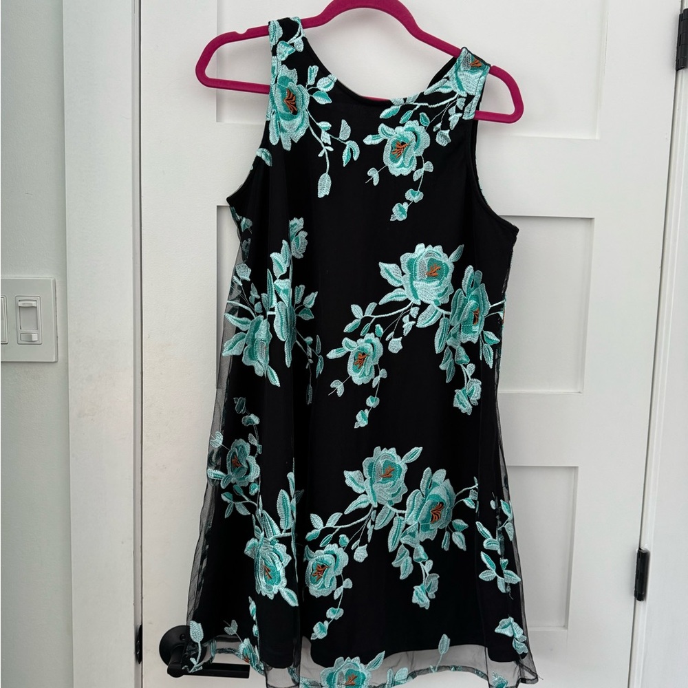 ECI Black Teal Floral Embroidered Cocktail Dress Size M Retail $200